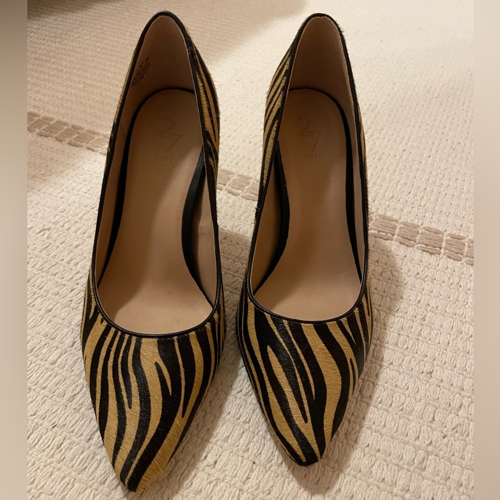 Gently Worn Naturalizer 27 Edit Tiger Heels Sz. 9W